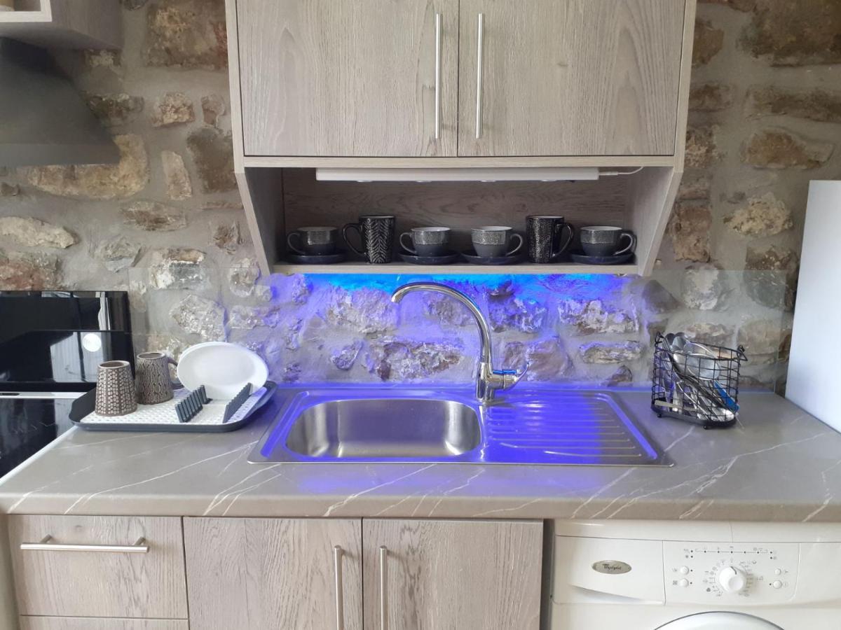Stone Clock'S House Apartment Nafpaktos Ngoại thất bức ảnh